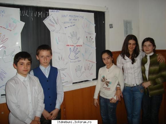 ALBUMUL PHOTO AL CLASEI - iote GENiu akolo mikqush:* - Clasa Noastra